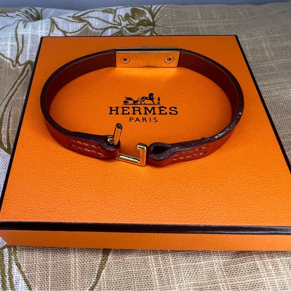 Authentic Hermes Rivale Leather Orange with Gold Hardware Mini Bracelet T1 - Picture 6 of 8